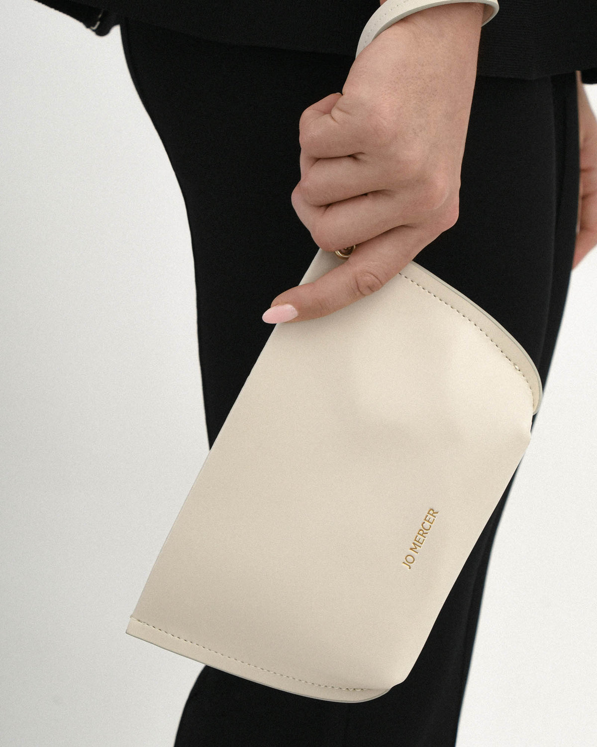 BONITO POUCH BAG OFF WHITE LEATHER