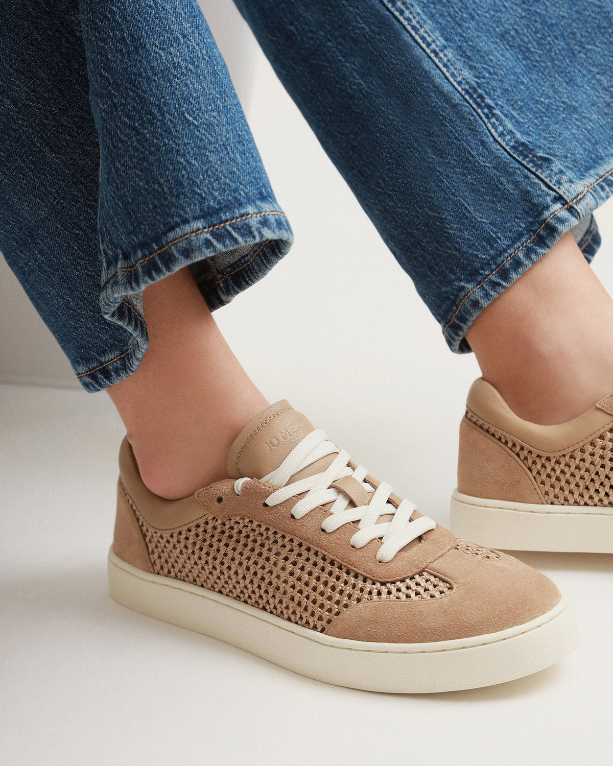 BRITT SNEAKERS CAMEL CROCHET