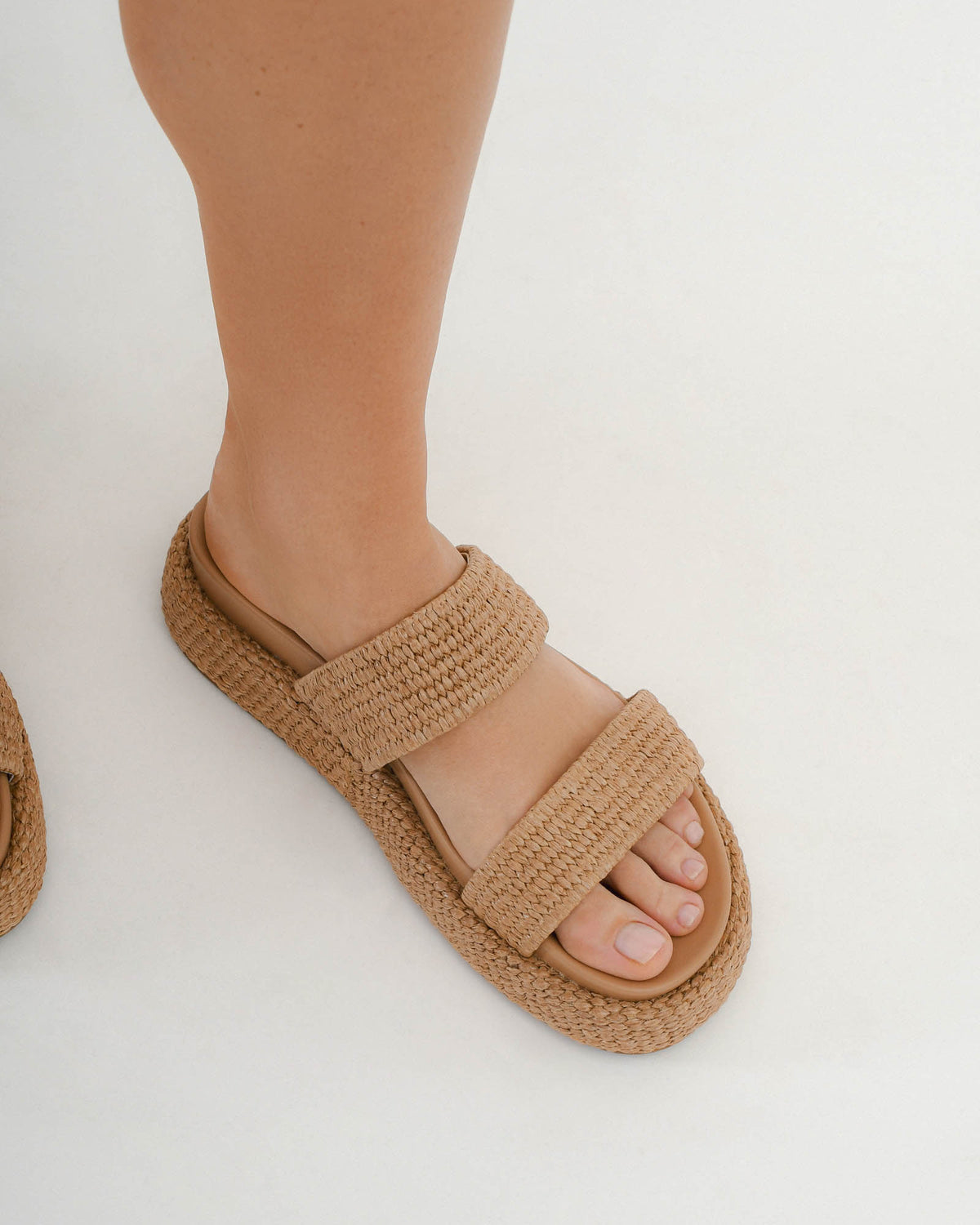 MARCO FLAT SANDALS TAN RAFFIA