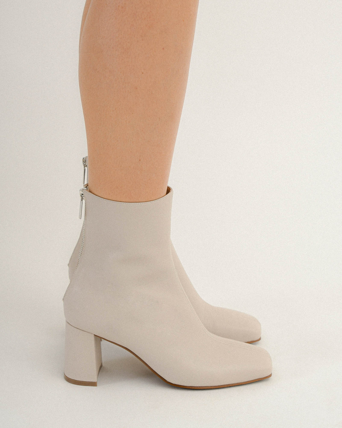 NEVADA MID ANKLE BOOTS BONE LEATHER