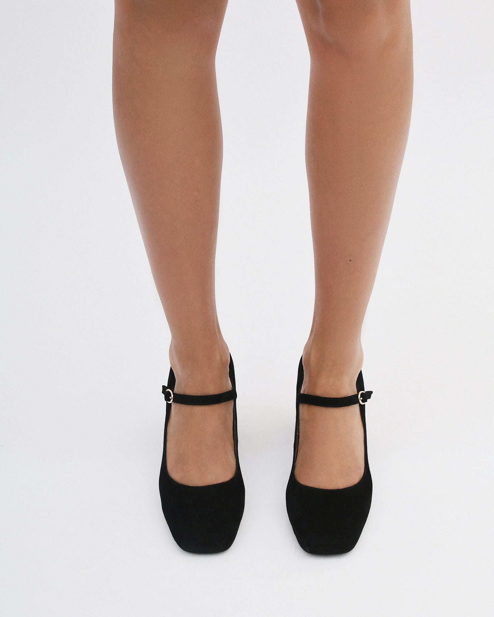 Francesco Russo d'Orsay suede mid-heel pumps - New Season US 6.5 For Sale  at 1stDibs | black suede pumps mid heel, francesco russo heels, suede mid  heel pumps