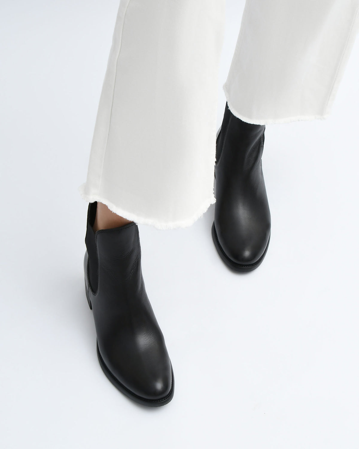 CLAIRE MID ANKLE BOOTS BLACK LEATHER