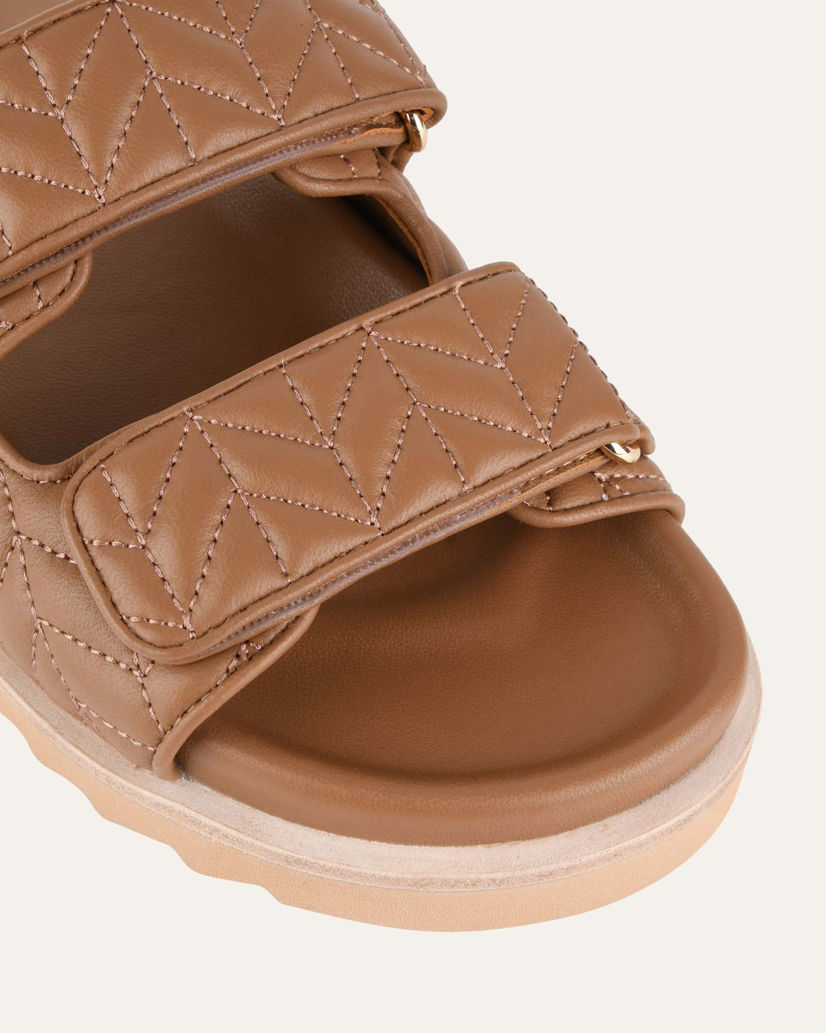 VERITY FLAT SANDALS CARAMEL LEATHER