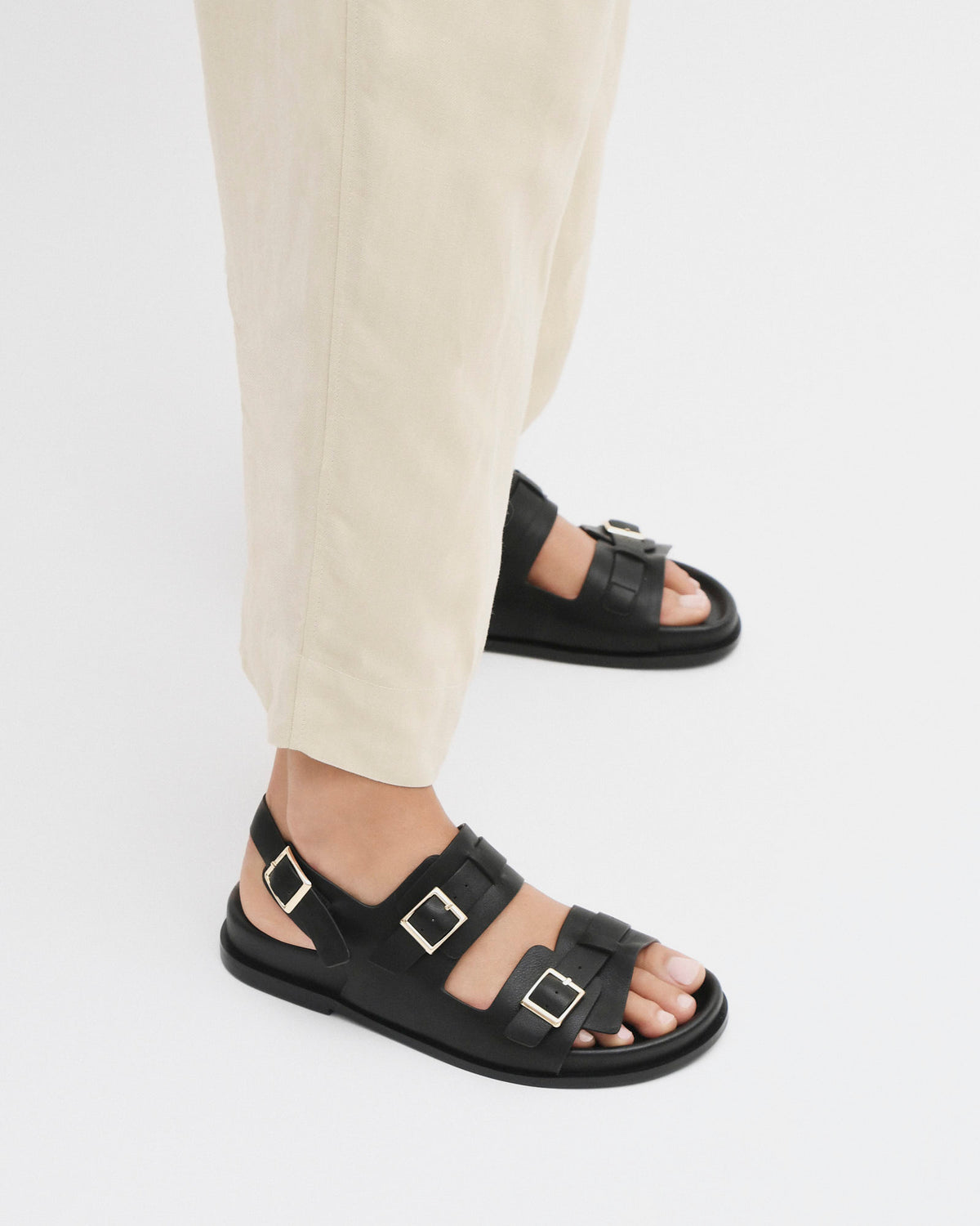 VERONA FLAT SANDALS BLACK LEATHER